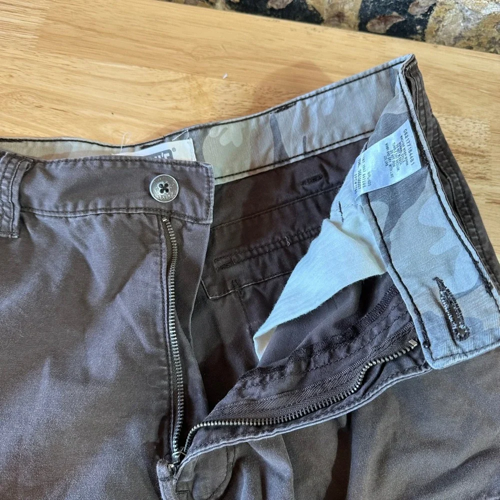 Levi's Squad Cargo Dark Brown Shorts workwear casual Relaxed Work Mens 32 Y2K